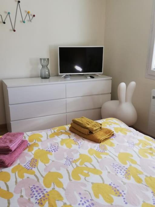 Balcons Du Royans.Logement Entier Piscine Saint-Jean-en-Royans Luaran gambar