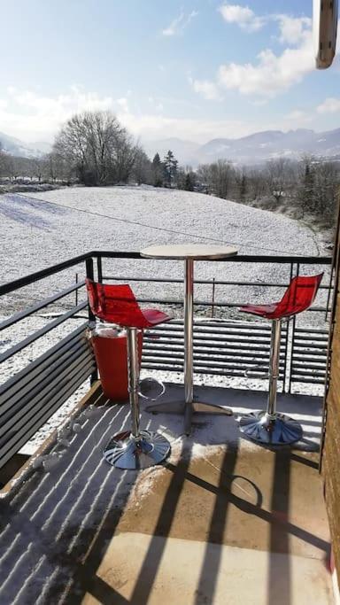 Balcons Du Royans.Logement Entier Piscine Saint-Jean-en-Royans Luaran gambar
